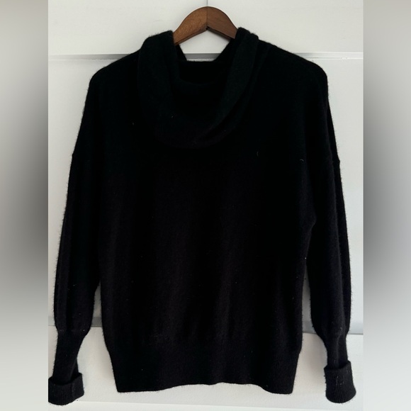 Cashmere Jet Set Hoodie - Picture 2 of 5